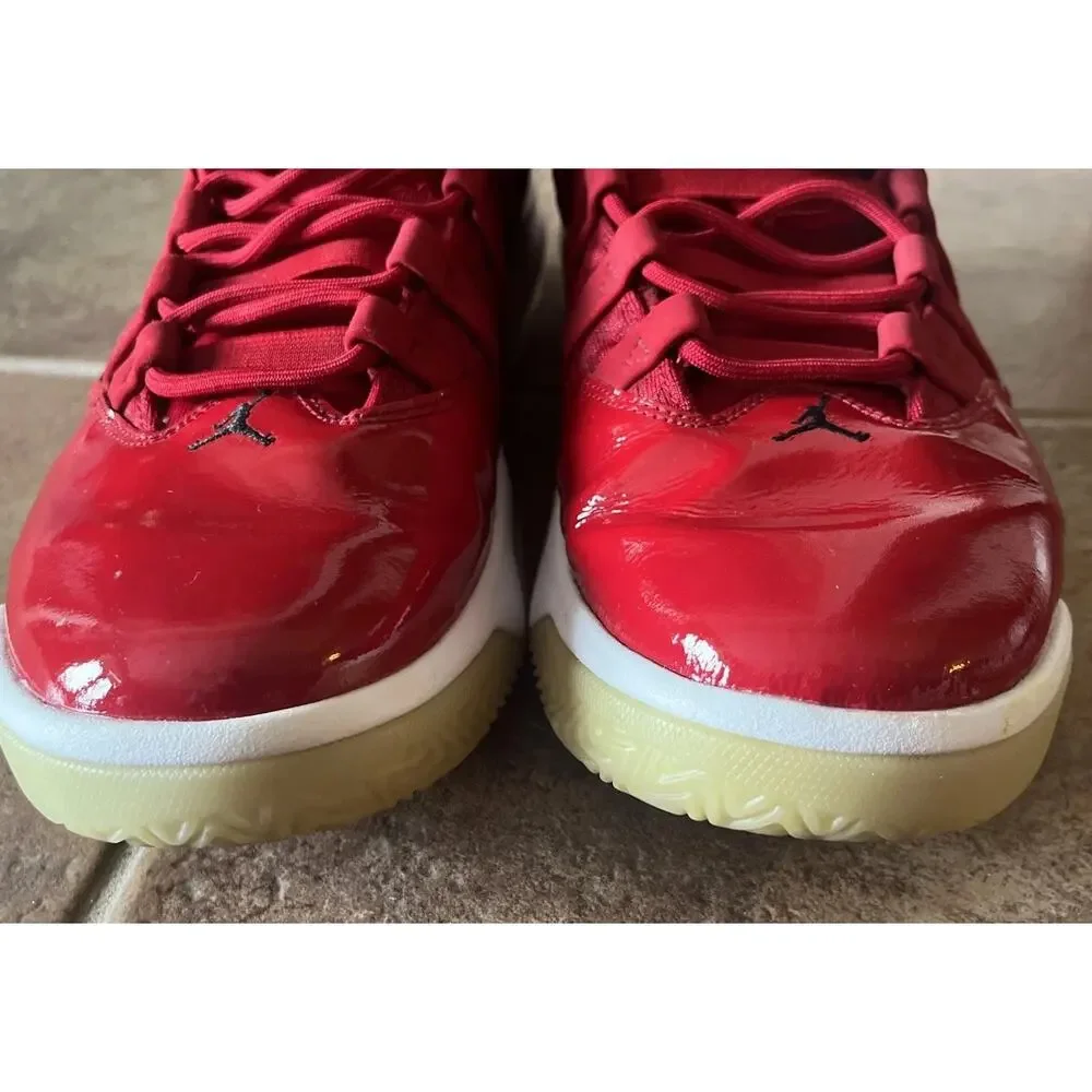 Nike Air Jordan Max Aura Red Basketball Shoes Size 11.5 CQ9451-600